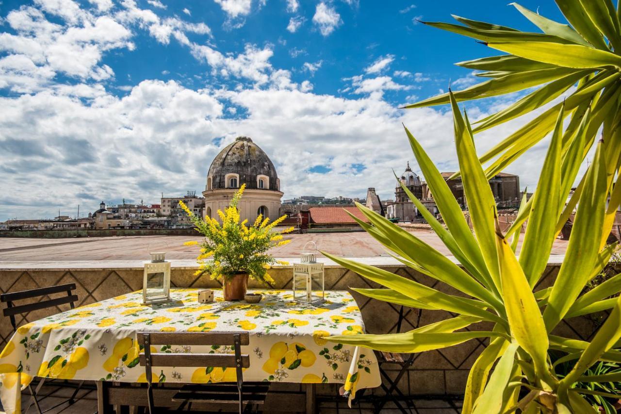 Relais Old Naples From A Terrace Apartment ภายนอก รูปภาพ